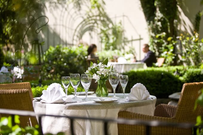 Restaurant thumbnail